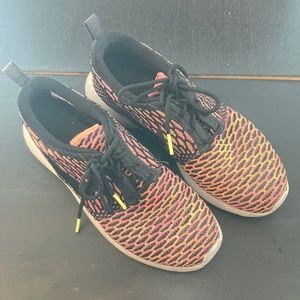 Womens Nike Roshe Flyknit